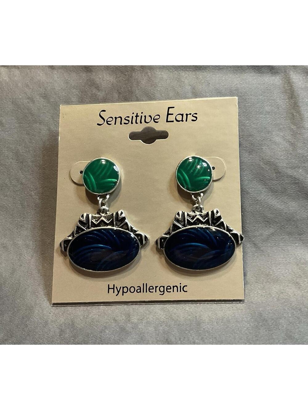 NWT Sensitive Ears Hypoallergenic Silver Tone/Green/Blue Dangle Earrings #1440